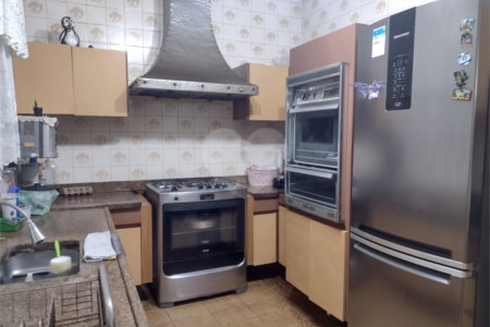 Sobrado à venda com 4 quartos, sendo 1 suíte, em Vila Medeiros, São Paulo, SP