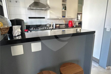 Apartamento à venda com 3 suítes em Indianópolis, São Paulo, SP