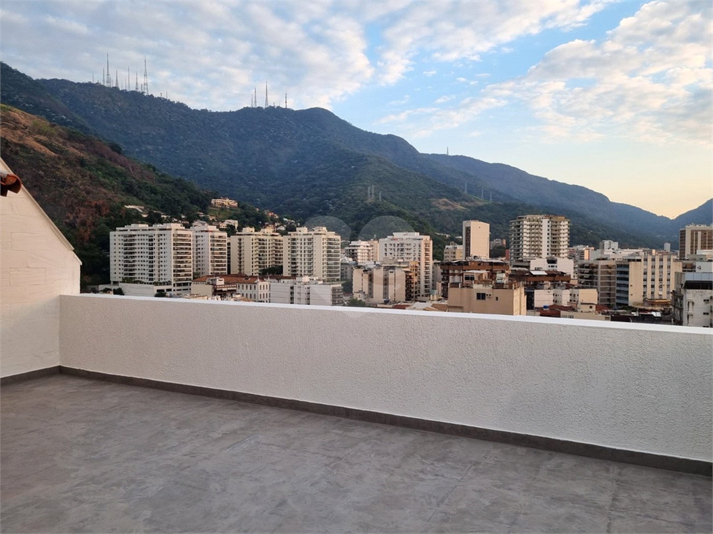 Cobertura à venda com 4 quartos, sendo 1 suíte, em Tijuca, Rio de Janeiro, RJ
