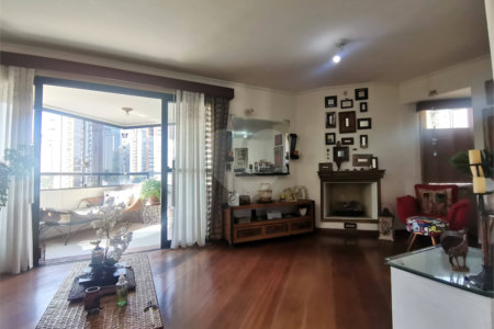 Apartamento à venda com 3 quartos, sendo 1 suíte, em Vila Andrade, São Paulo, SP