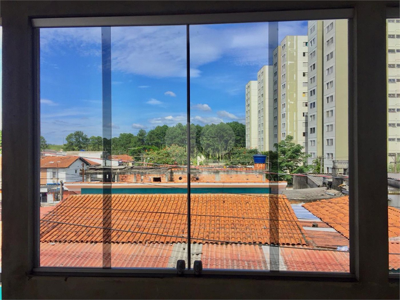 Casa à venda com 2 quartos, sendo 1 suíte, em Socorro, São Paulo, SP
