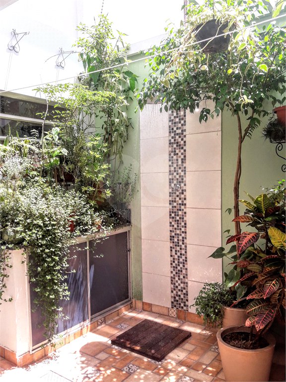 Casa à venda com 3 quartos, sendo 1 suíte,  em Jardim Aeroporto, São Paulo, SP