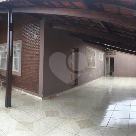 Casa à venda com 3 quartos, sendo 1 suíte,  em Recreio Estoril, Atibaia, SP