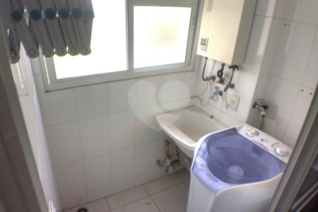 Apartamento à venda com 1 suíte em Vila Nova Conceição, São Paulo, SP