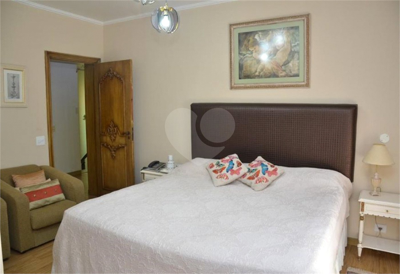Casa à venda com 8 quartos, sendo 5 suítes, em Serra da Cantareira, Mairiporã, SP