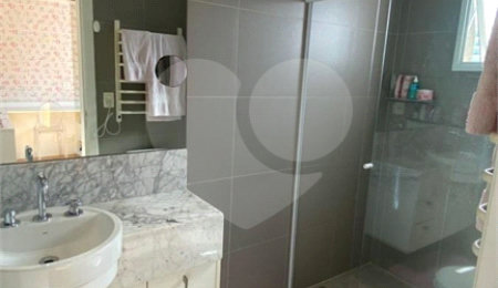 Apartamento à venda com 3 suítes em Vila Romana, São Paulo, SP