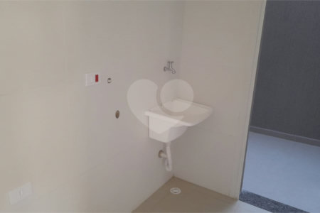 Apartamento à venda com 1 quarto em Parque Vitória, São Paulo, SP