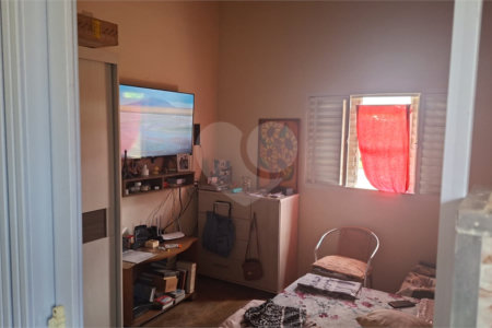 Casa à venda com 2 suítes no condomínio Portal dos Pássaros, Alambari - SP