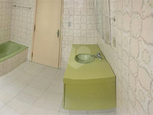 Sobrado à venda com 3 quartos em Vila Guilherme, São Paulo, SP