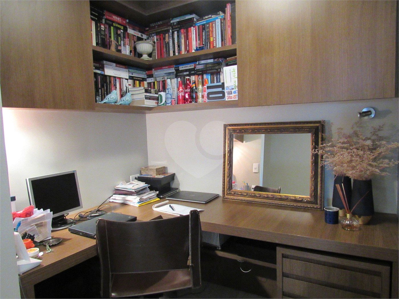 Apartamento à venda com 4 quartos, sendo 3 suítes, em Jardim Londrina, São Paulo, SP