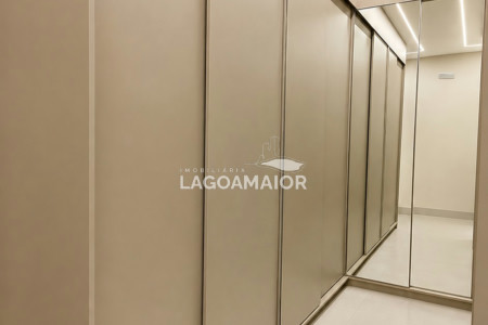 Casa à venda com 3 quartos, sendo 3 suítes, no condomínio Villa Dumont, Três Lagoas - MS