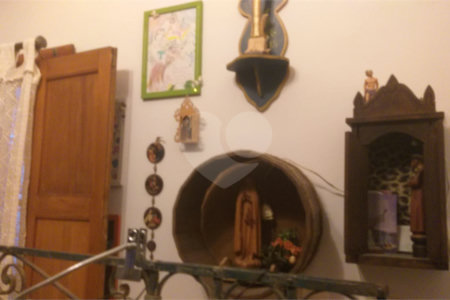 Casa à venda com 3 quartos, sendo 2 suítes, em Vila Mariana, São Paulo, SP