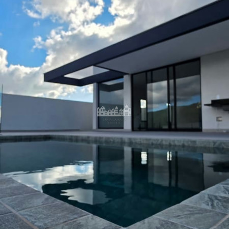 Casa à venda com 3 suítes em Loteamento Greenfield, Atibaia, SP