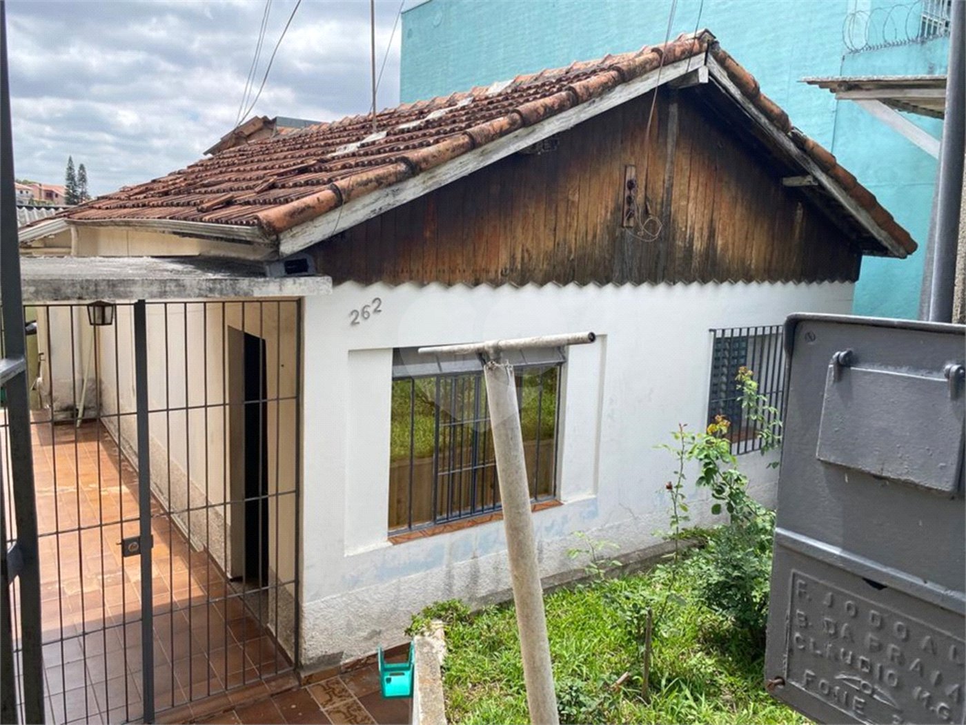 Casa à venda com 2 quartos em Horto, São Paulo, SP