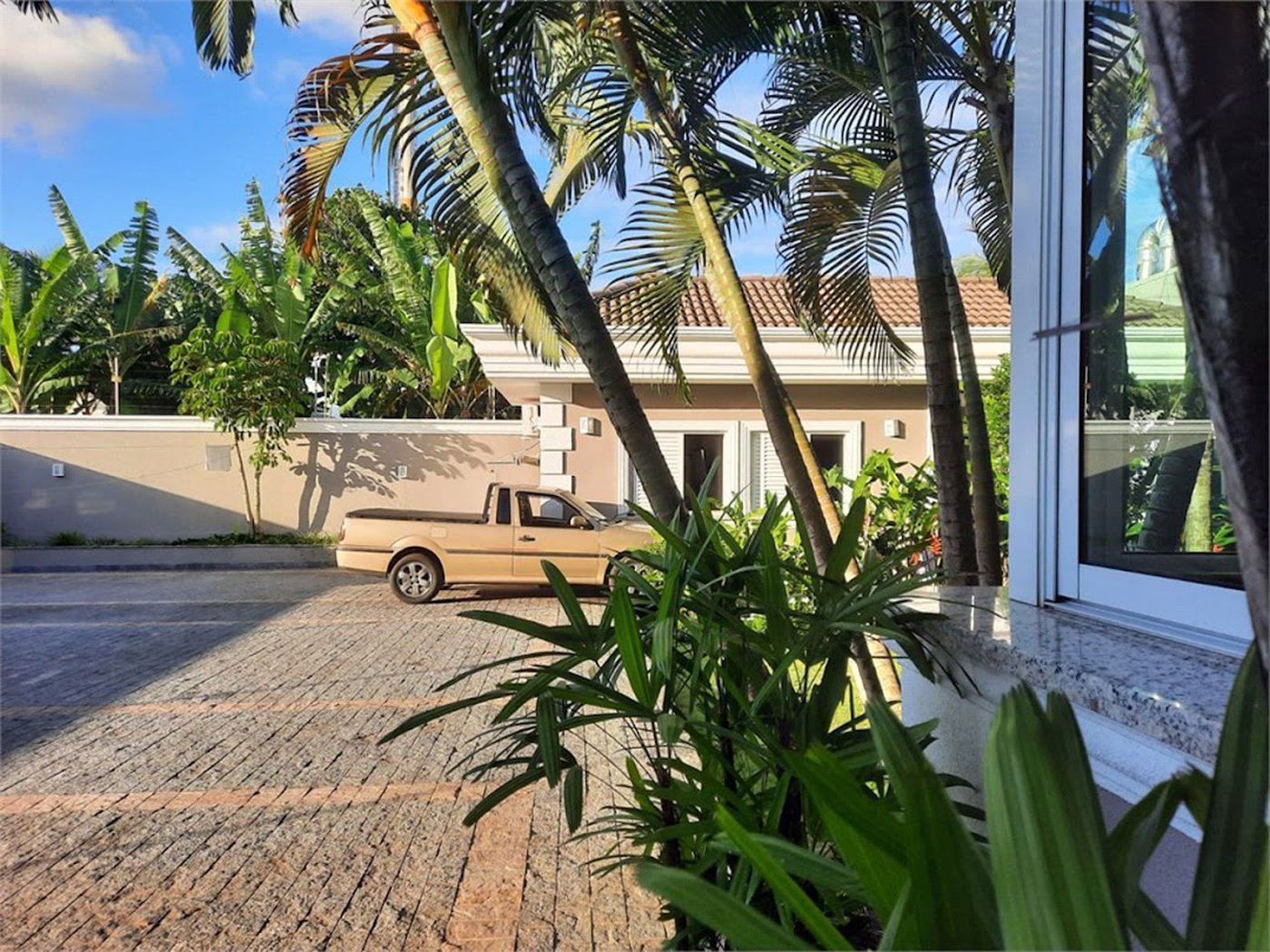 Casa com 6 dormitórios à venda, 700 m² por R$ 10.000.000,00 - Loteamento João Batista Julião - Guarujá/SP