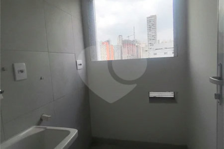 Ótimo apartamento com 58m², 2 quartos, varanda e 1 vaga de garagem próximo ao Hospital A. C. Camargo na Liberdade!