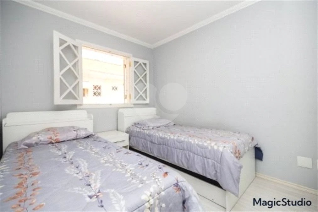 Casa com 260m², 3 dormitórios, 4 vagas, à venda em São Caetano do Sul.