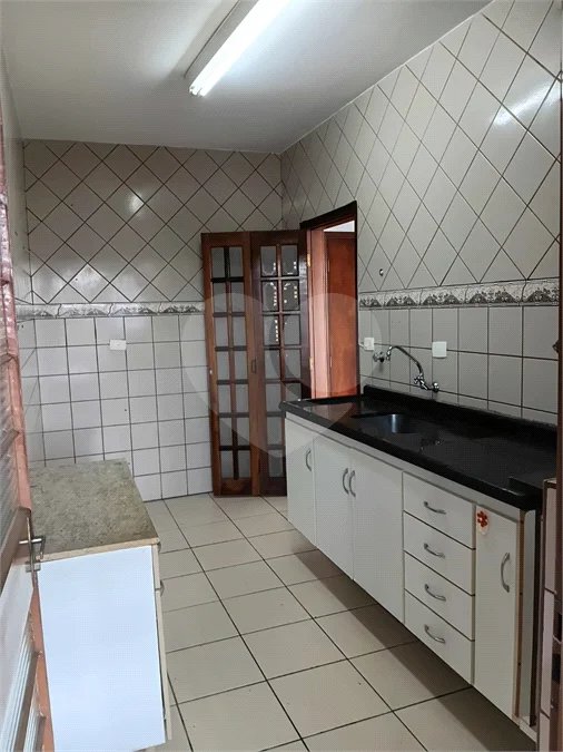 Apartamento à venda ou para alugar com 2 quartos, sendo 1 suíte,  no Centro, São Roque, SP
