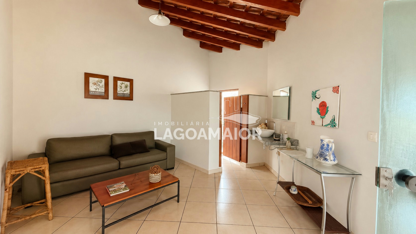 Casa à venda com 6 quartos, sendo 3 suítes,  em Santos Dumont, Três Lagoas, MS