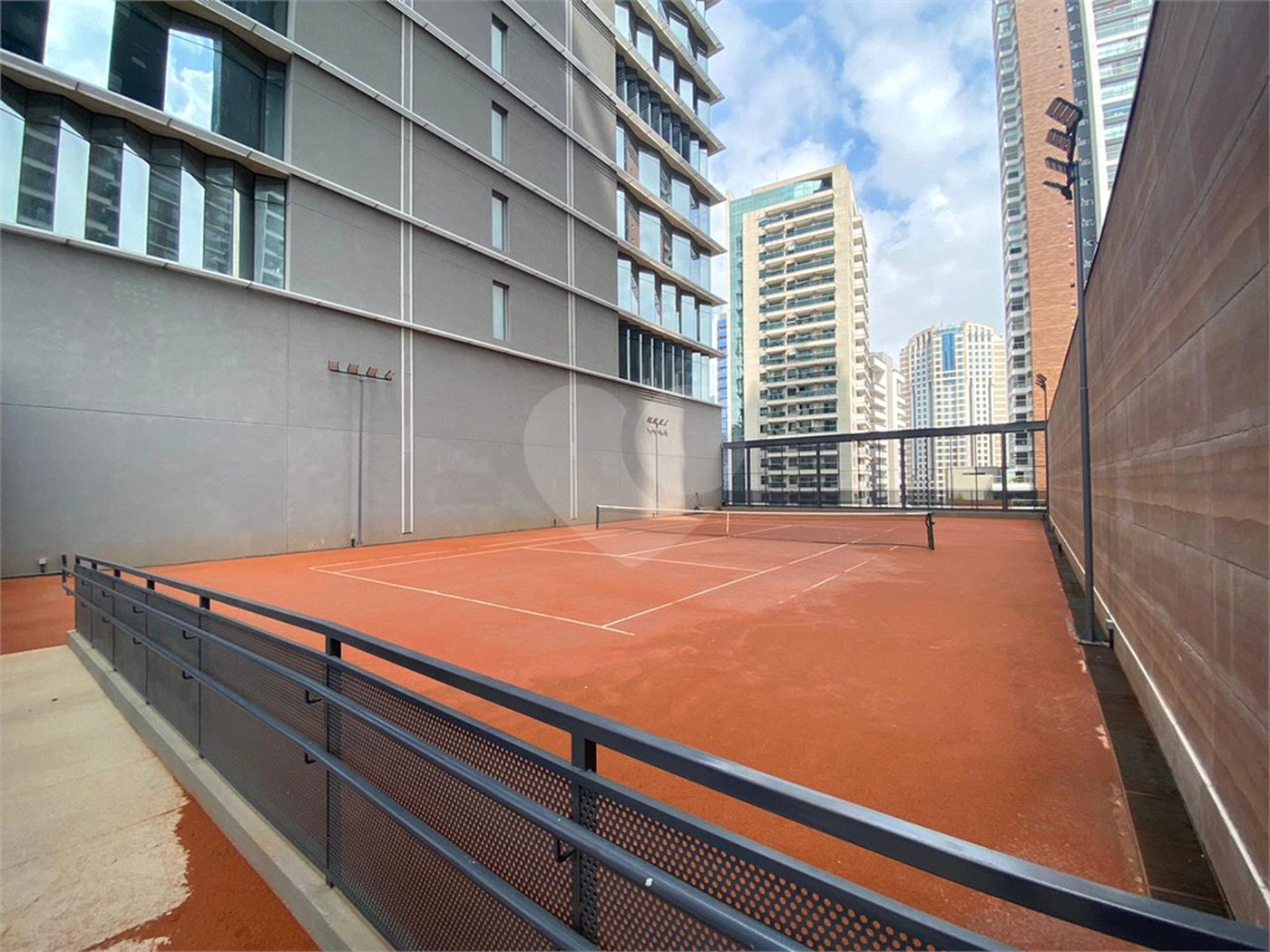 Apartamento à venda com 3 suítes em Jardim das Acácias, São Paulo, SP