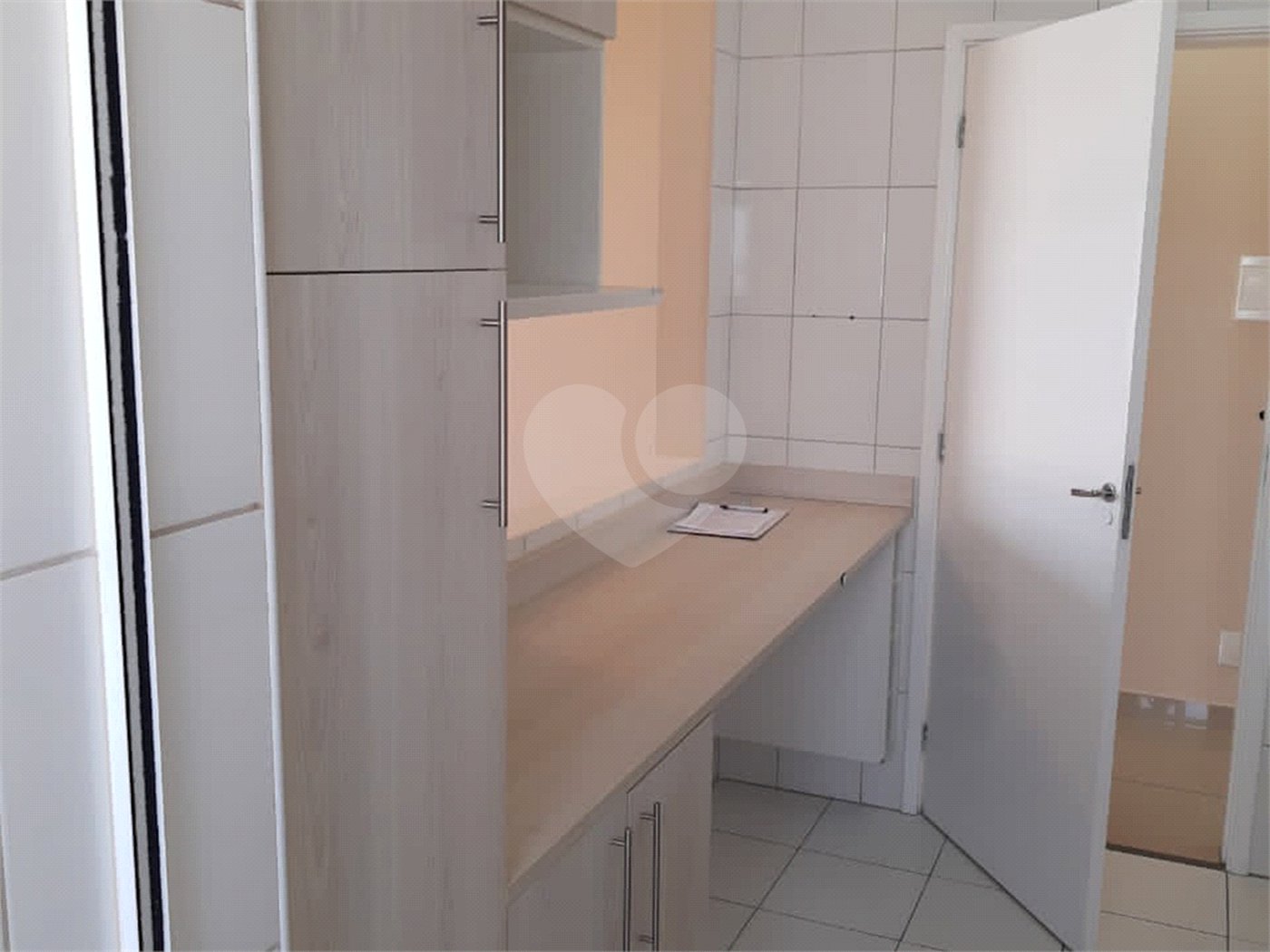 Apartamento à venda com 2 quartos, sendo 1 suíte, em Jardim Maria José, Votorantim, SP