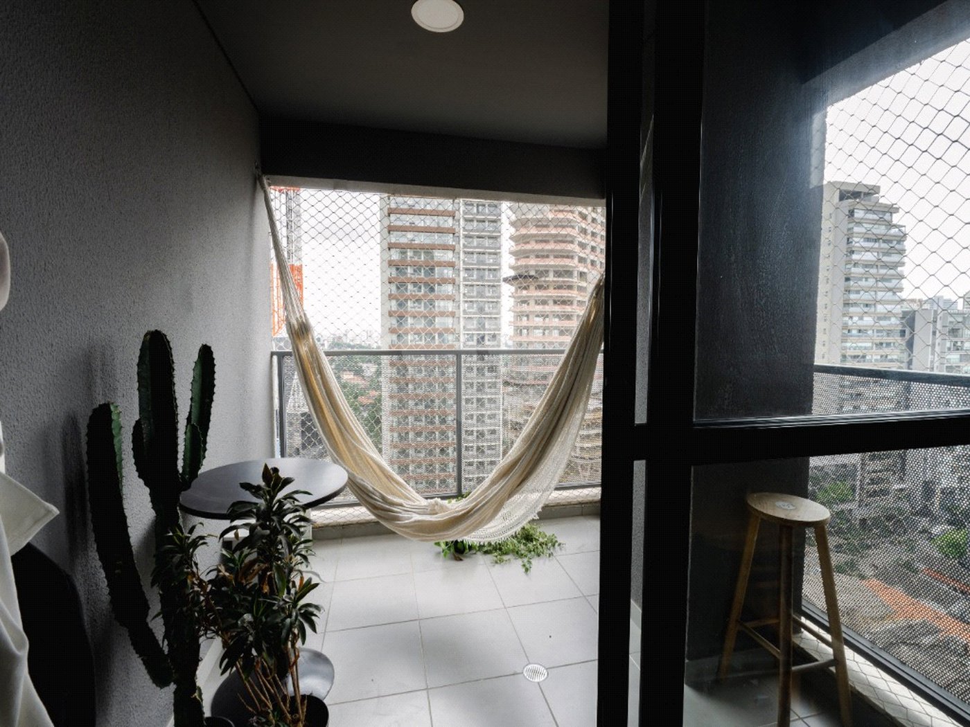Apartamento à venda com 2 quartos, sendo 1 suíte, em Pinheiros, São Paulo, SP