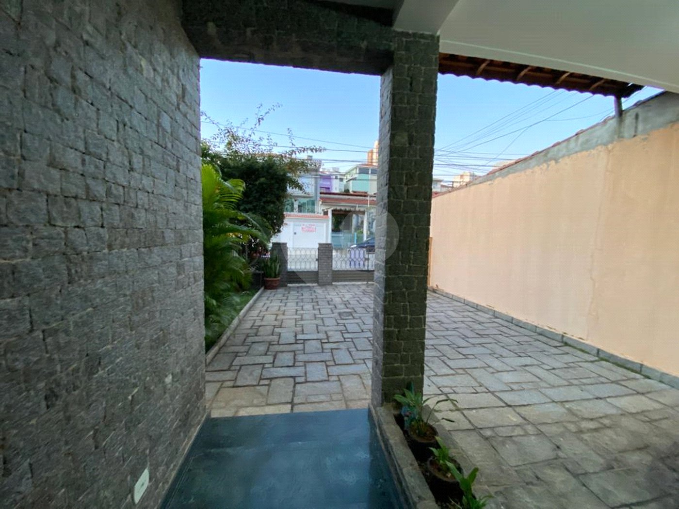 Casa à venda com 5 quartos, sendo 1 suíte,  no condomínio Casa, São Paulo - SP