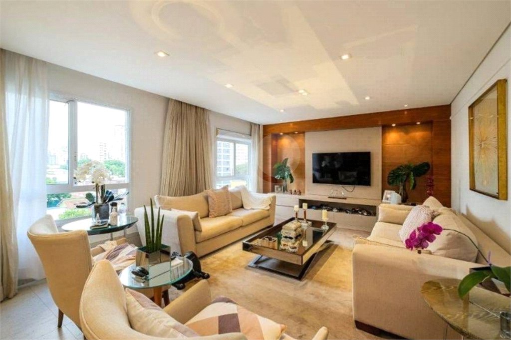 Apartamento à venda com 3 suítes em Vila Olímpia, São Paulo, SP