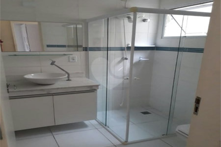 Casa à venda com 3 quartos, sendo 1 suíte, no condomínio Horto Florestal II, Sorocaba - SP