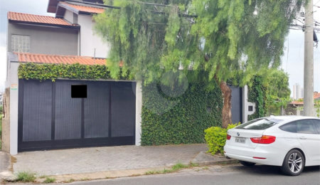 Sobrado à venda com 3 quartos, sendo 1 suíte, em Jardim Regina, Indaiatuba, SP