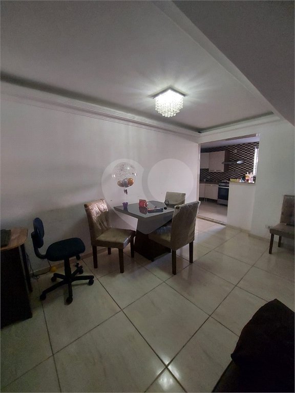 Sobrado à venda com 8 quartos no Brasilândia, São Paulo, SP