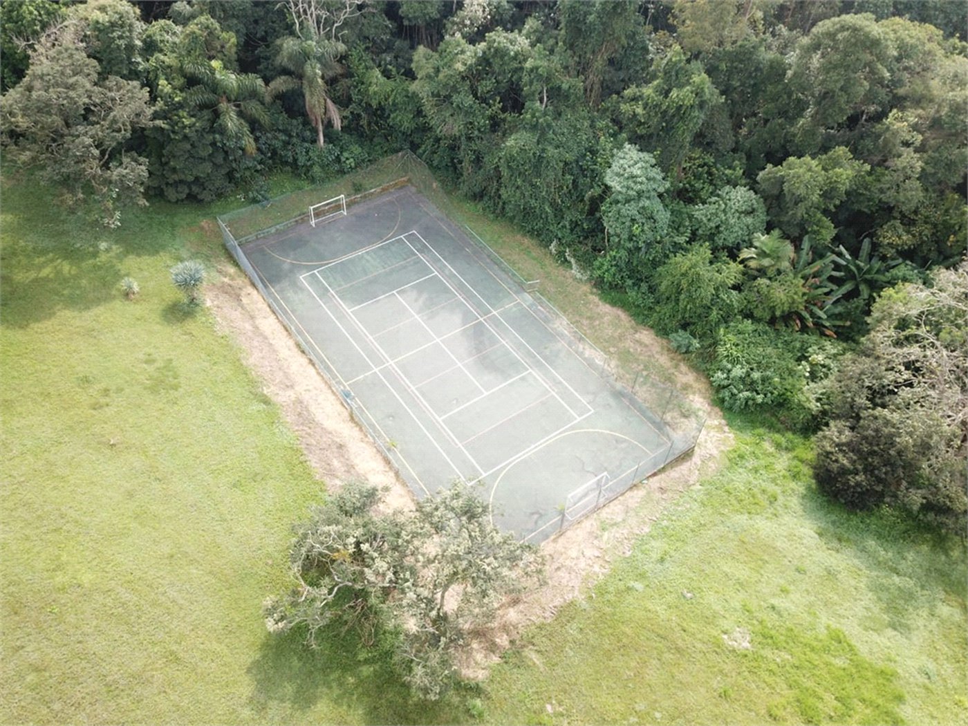 Chácara à venda com 5 quartos em Volta Grande (são João Novo), São Roque, SP