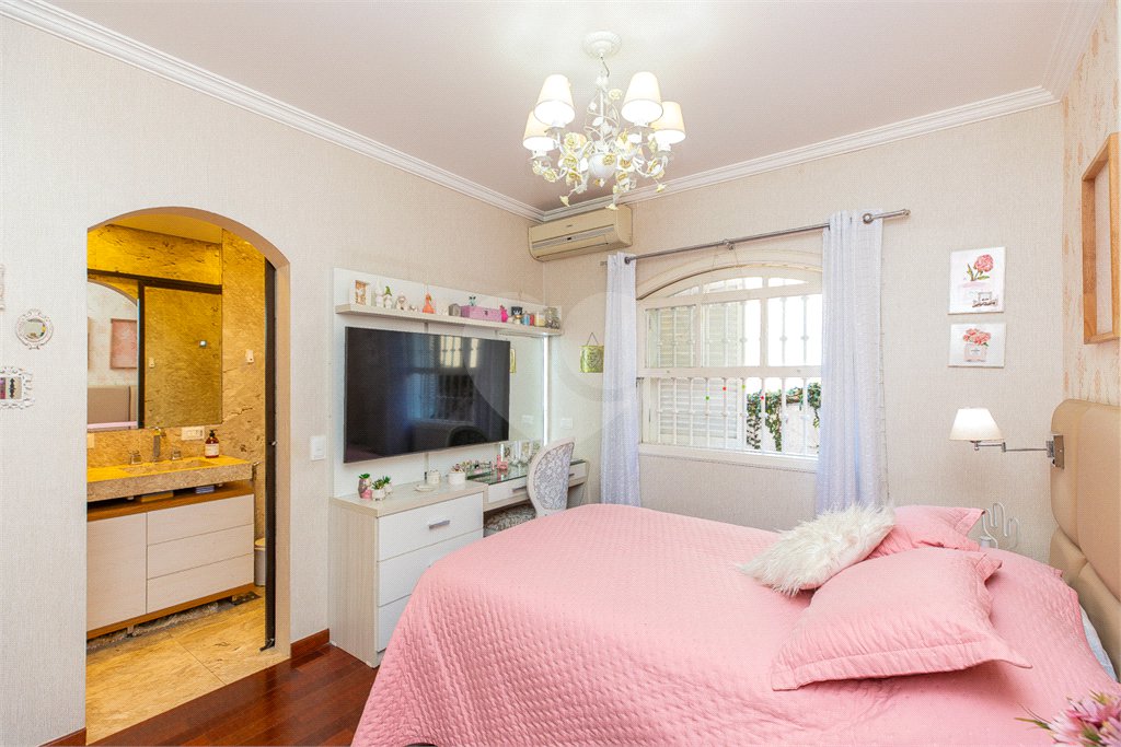 Casa à venda com 5 quartos, sendo 3 suítes,  em Brooklin, São Paulo, SP
