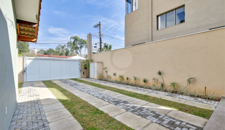 Casa de Vila à venda com 3 suítes em Alto da Boa Vista, São Paulo, SP