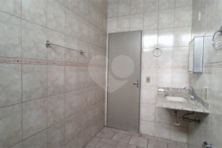 Casa à venda com 3 quartos, sendo 1 suíte, em Vila Monte Alegre, Ribeirão Preto, SP
