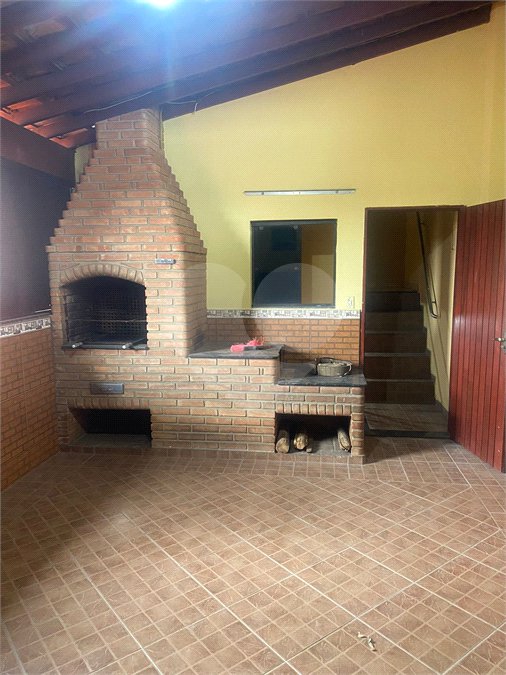 Casa à venda ou para alugar com 3 quartos, sendo 1 suíte,  em Parque Almerinda Pereira Chaves, Jundiaí, SP