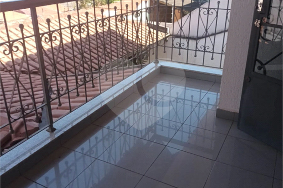 Sobrado à venda com 4 quartos, sendo 1 suíte, em Tremembé, São Paulo, SP