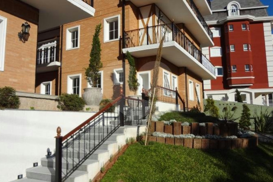 Duplex à venda com 6 suítes no Centro, Campos do Jordão, SP