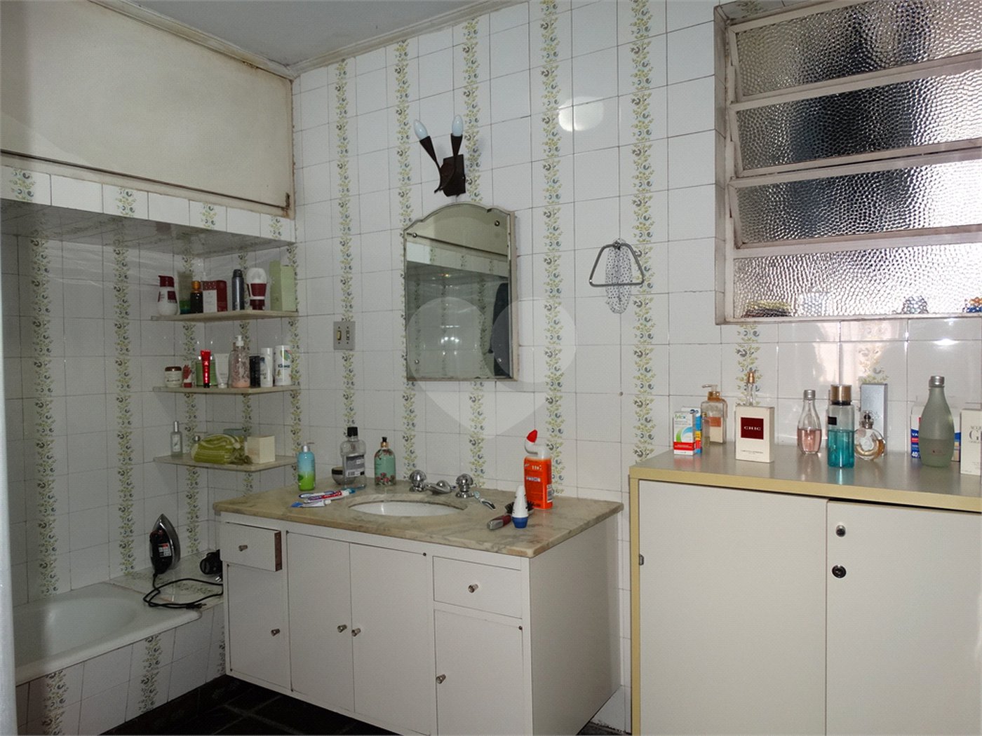 Apartamento à venda com 3 quartos, sendo 1 suíte, em Pinheiros, São Paulo, SP
