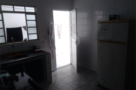 Casa à venda com 4 quartos, sendo 1 suíte, em Mogi Moderno, Mogi das Cruzes, SP