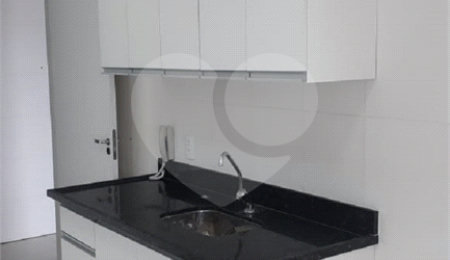 Apartamento à venda com 3 quartos, sendo 1 suíte, em Jardim Vazani, São Paulo, SP