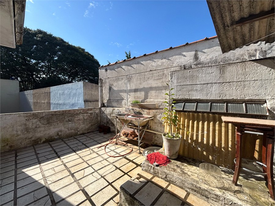 Sobrado à venda com 4 quartos em Vila Paulicéia, São Paulo, SP