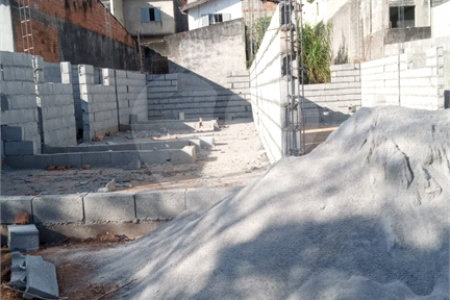 Casa à venda com 2 suítes em Jardim São Felipe, Atibaia, SP