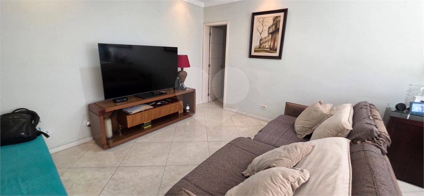 Casa Térrea à venda ou para alugar com 8 quartos, sendo 4 suítes, em Vila Pereira Barreto, São Paulo, SP