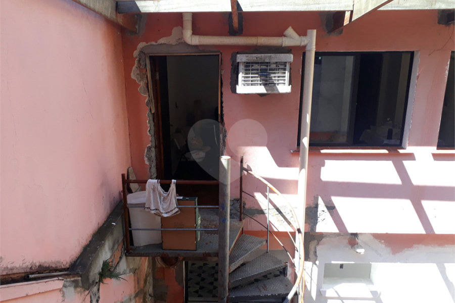 Sobrado à venda com 4 quartos, sendo 2 suítes, em Santana, São Paulo, SP