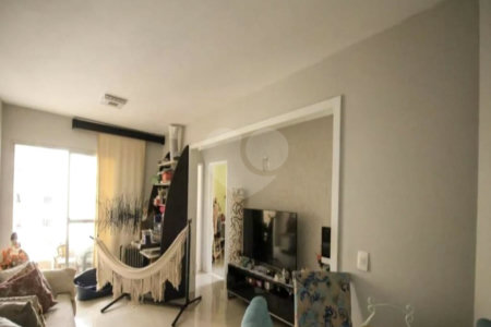 Apartamento à venda com 3 quartos, sendo 1 suíte, em Santa Teresinha, São Paulo, SP