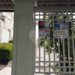 Casa à venda com 3 quartos, sendo 1 suíte, no condomínio Residencial Jardim das Palmas, São Paulo - SP