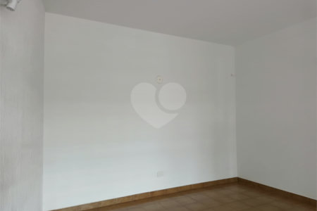 Casa à venda com 4 quartos em Vila Hamburguesa, São Paulo, SP