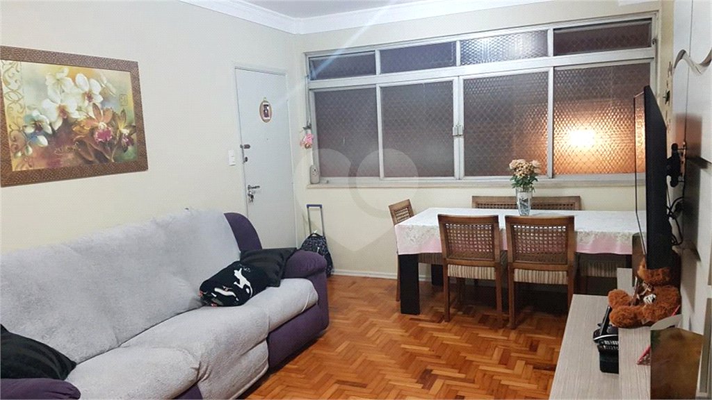 Apartamento à venda com 3 quartos, sendo 1 suíte, em Aclimação, São Paulo, SP