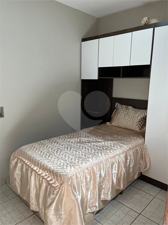 Casa Térrea à venda com 5 quartos, sendo 3 suítes,  em Vila Oliveira, Mogi das Cruzes, SP